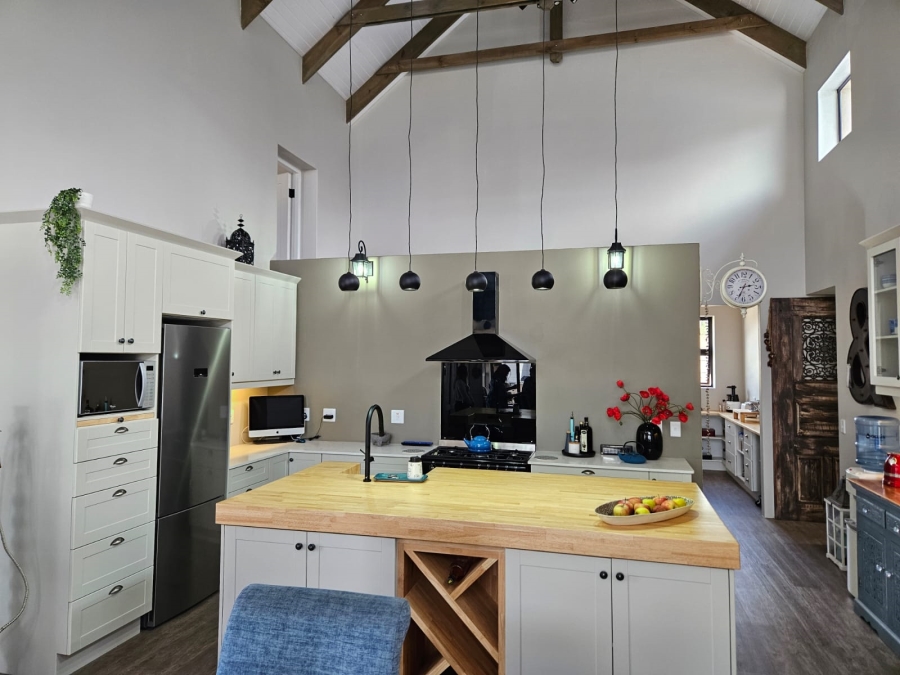 4 Bedroom Property for Sale in Stilbaai Wes Western Cape